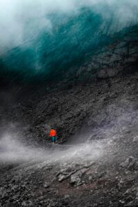 Camino a la corona volcan de pacaya